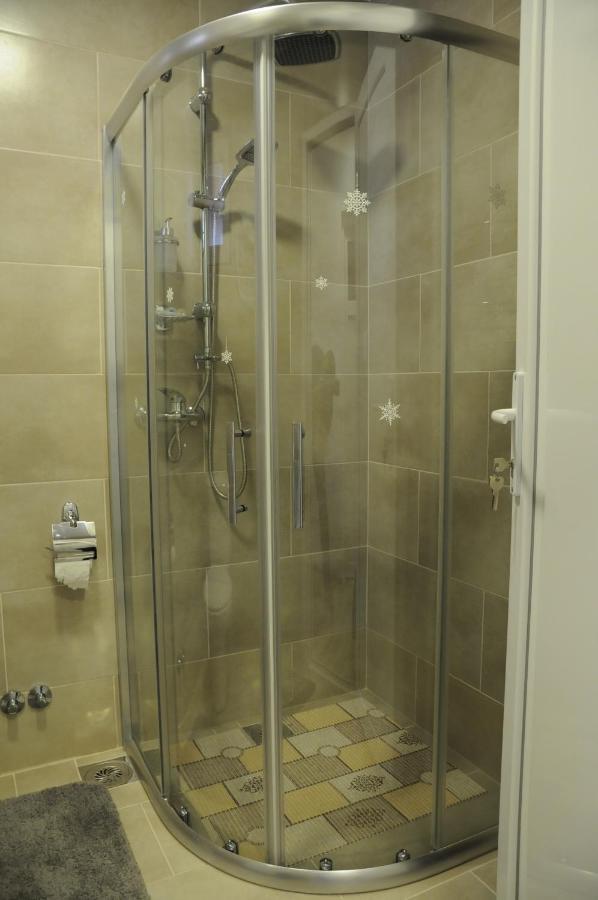 Favorit Apartments Čačak Eksteriør billede