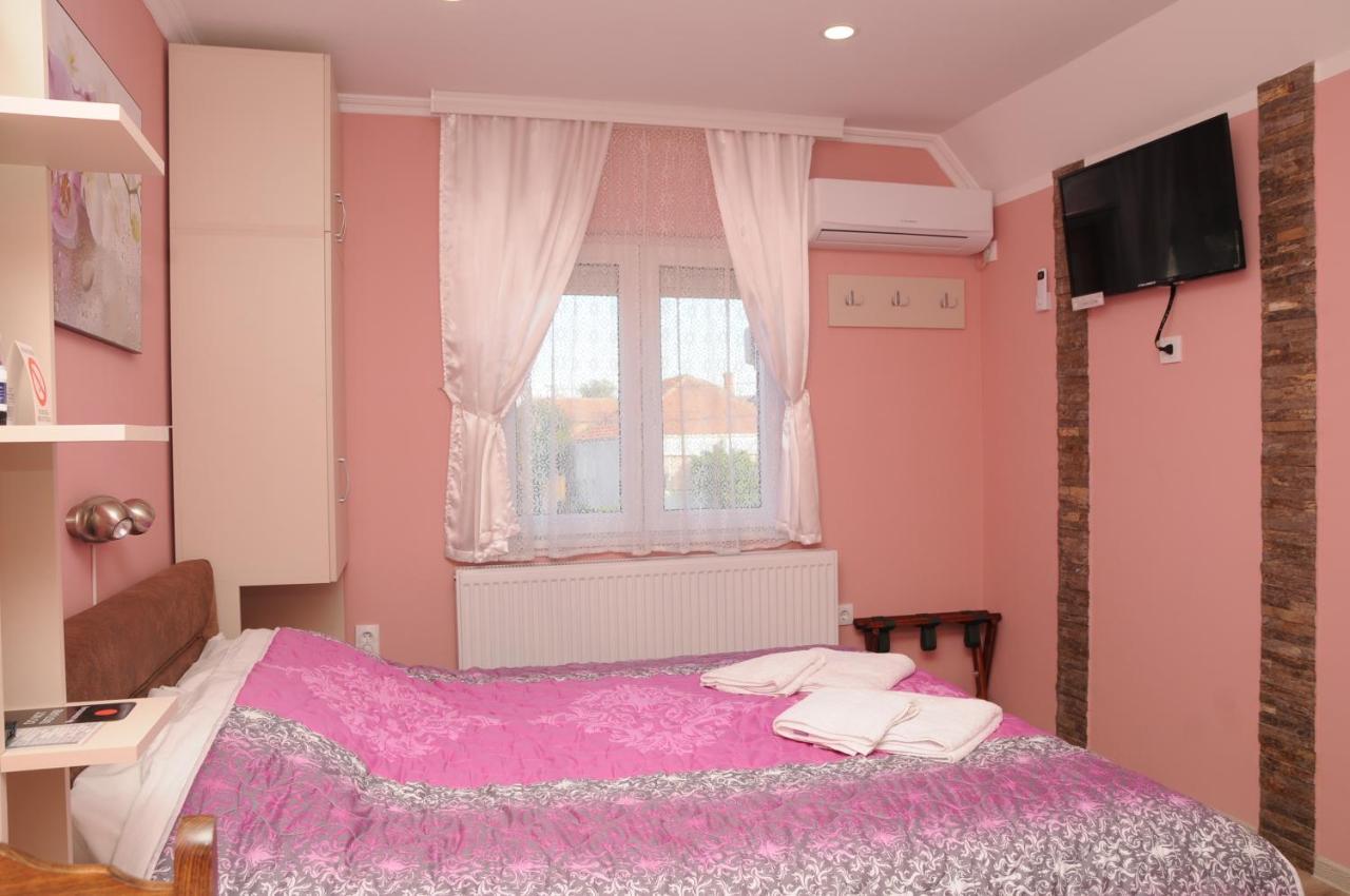 Favorit Apartments Čačak Eksteriør billede